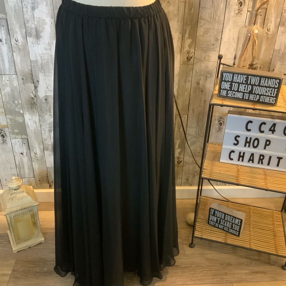 Set of two sheer long vintage skirts. Size L